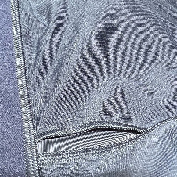 LULULEMON Invigorate Athletic Racerback Blue Sports Bra with Clasp Size 8 -#287 - Picture 5 of 12